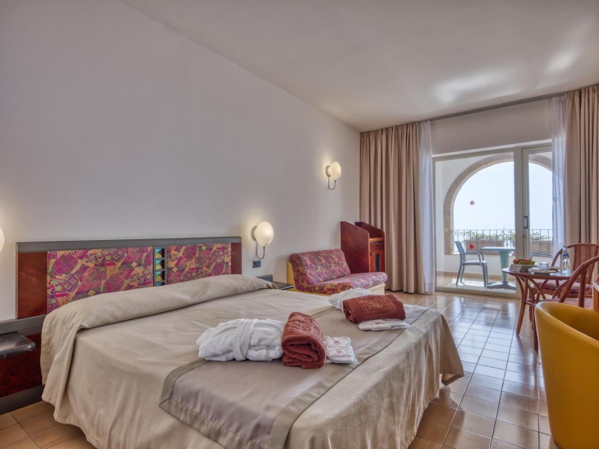 Hotel Olimpo Le Terrazze Летояни Екстериор снимка
