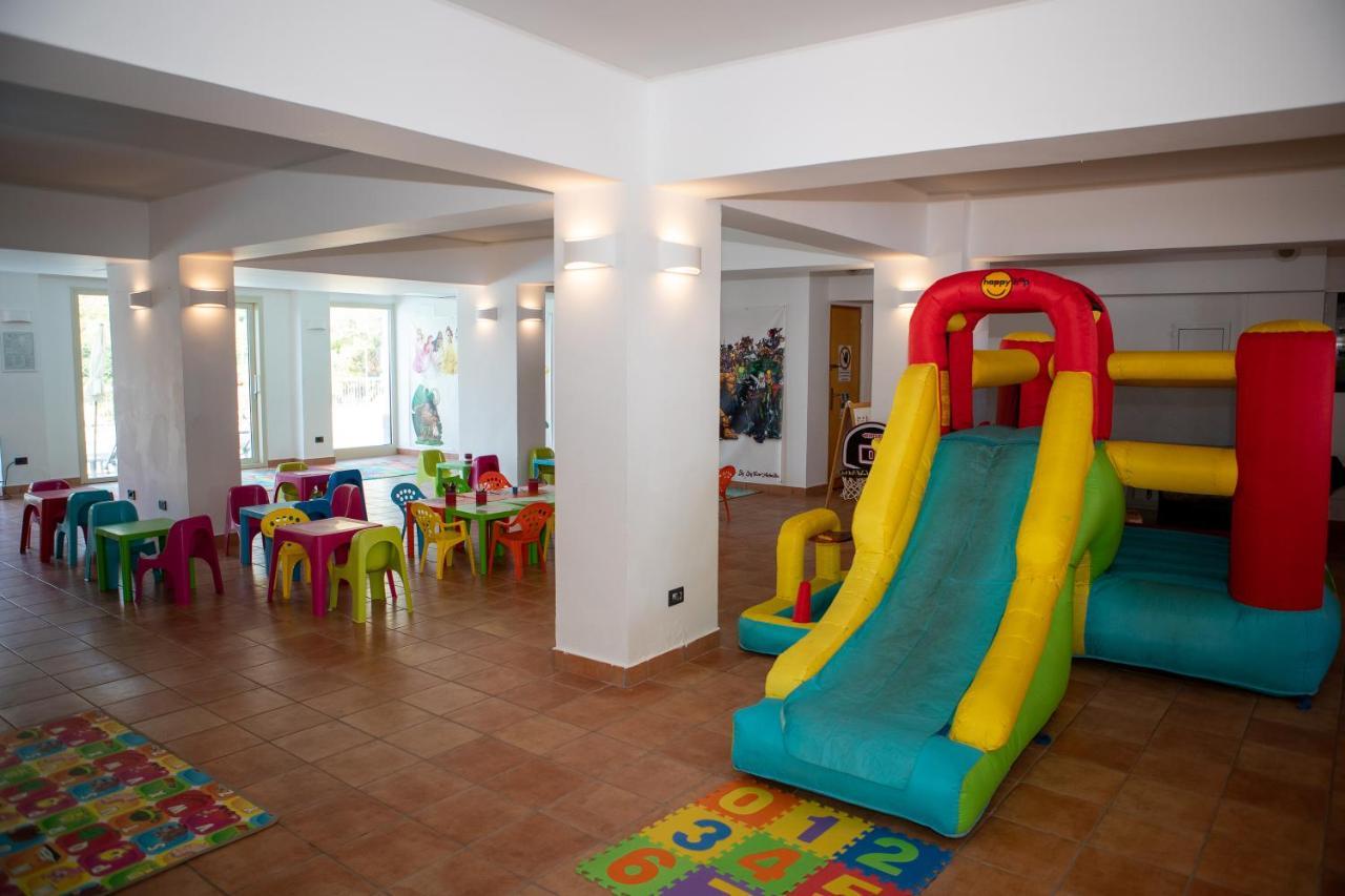 Hotel Olimpo Le Terrazze Летояни Екстериор снимка