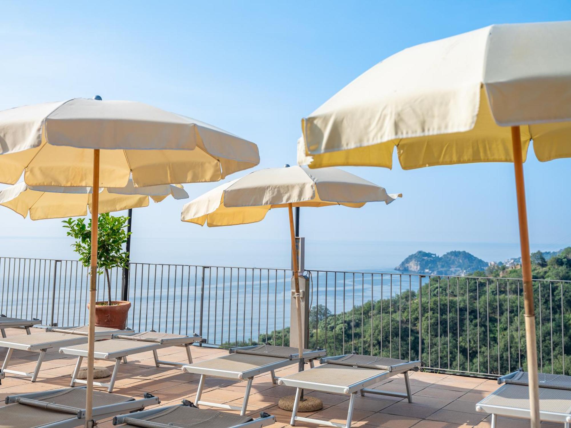 Hotel Olimpo Le Terrazze Летояни Екстериор снимка