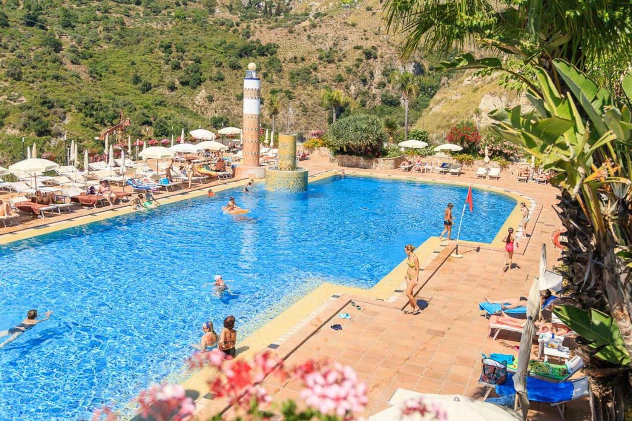 Hotel Olimpo Le Terrazze Летояни Екстериор снимка